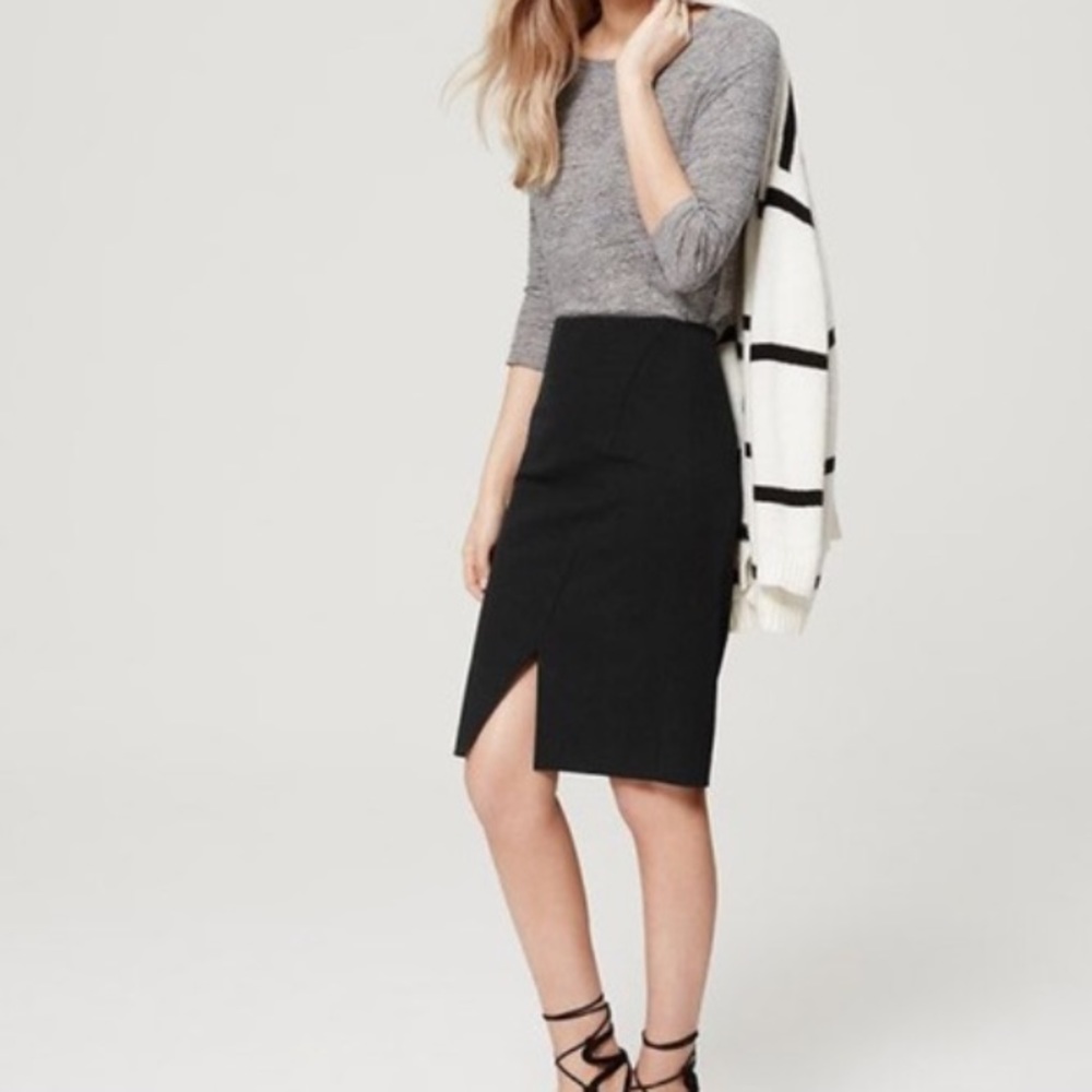LOFT black textured pencil skirt with front slit size 0 NWT